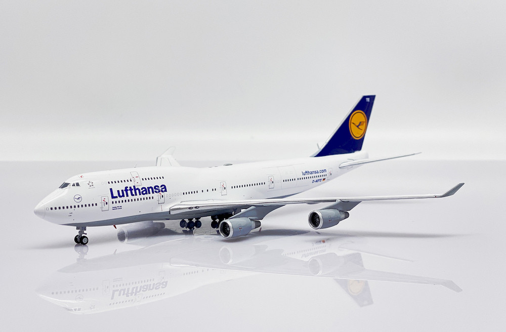 JC Wings Lufthansa B747-400 D-ABTE (with limited edition