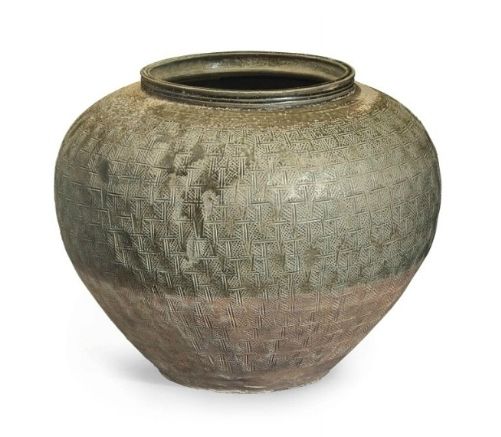 中国漢時代灰釉壺A ceramic jar HAN dynasty