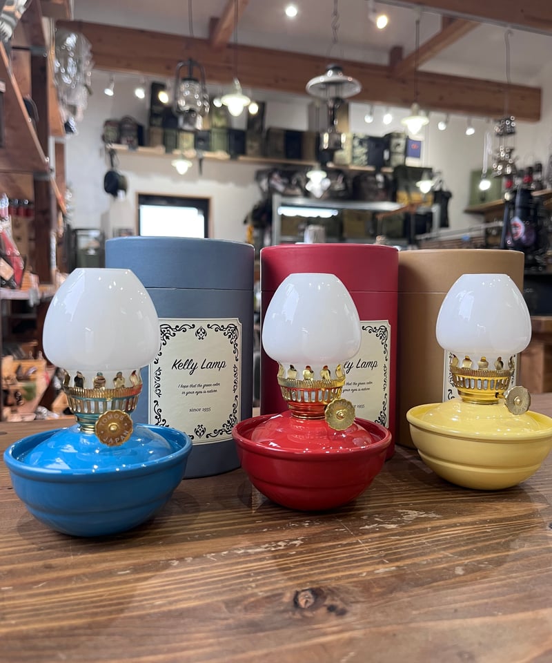 オイルランプで雰囲気アップ！キャンプディナーをロマンチックに