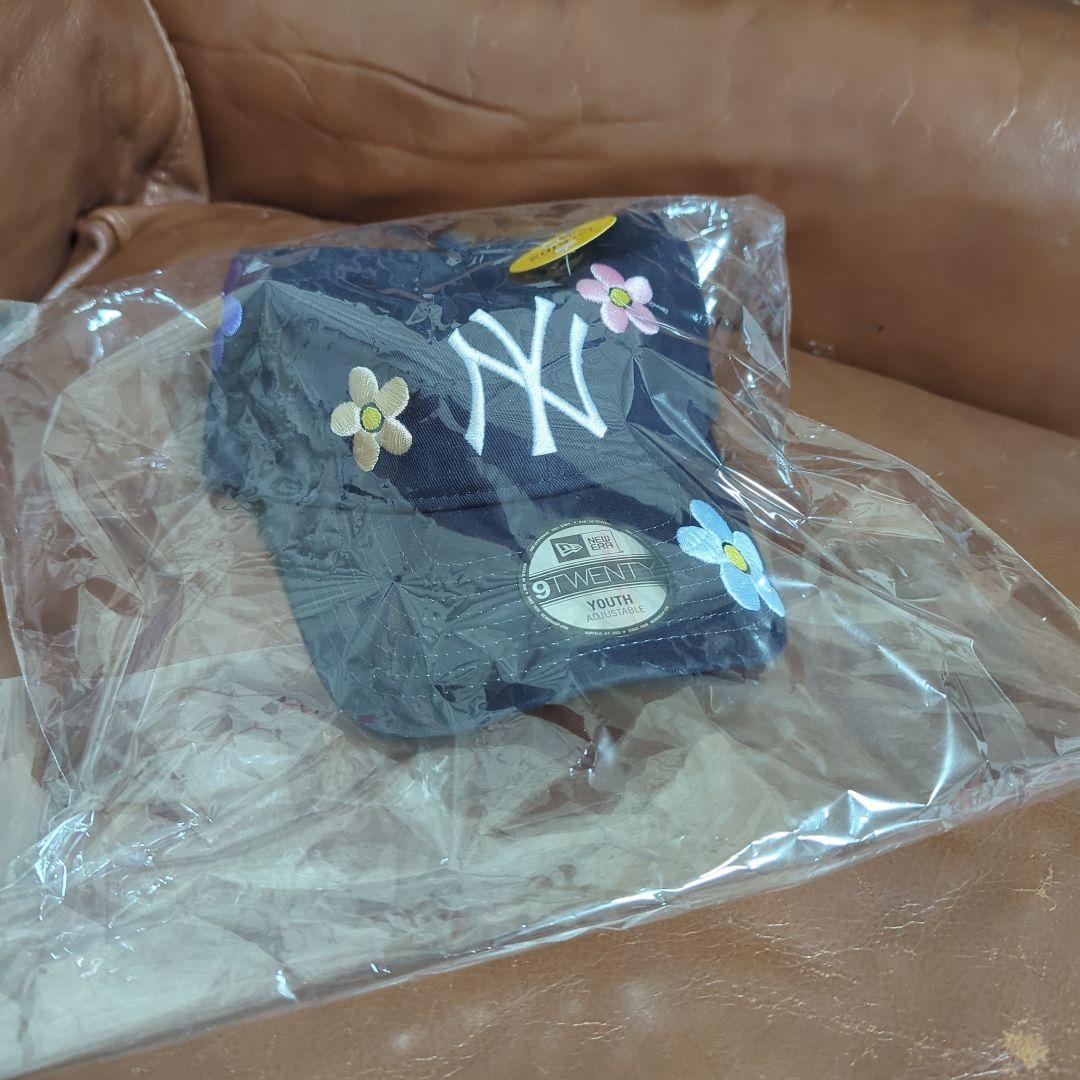 MLB Flower Embroidery ニューヨーク・ヤンキース ネイビー - メルカリ