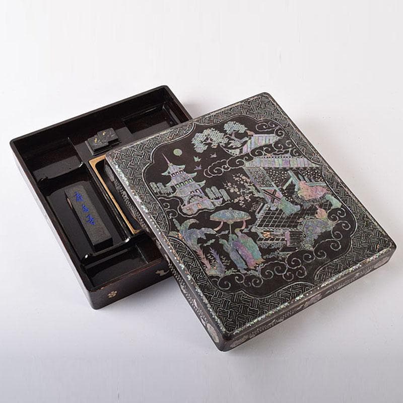 さき　中国　黒漆　螺鈿装飾山水人物文　硯箱　硯　墨　水滴一式　GR8428 黒漆楼閣人物螺鈿料紙・硯箱 - 京都国立博物館 館蔵品データベース