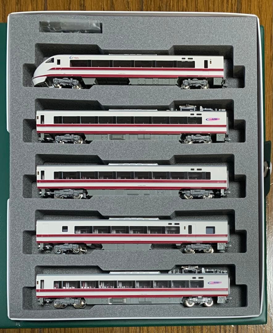 KATO 10-810 683系8000番台「スノーラビットエクスプレス