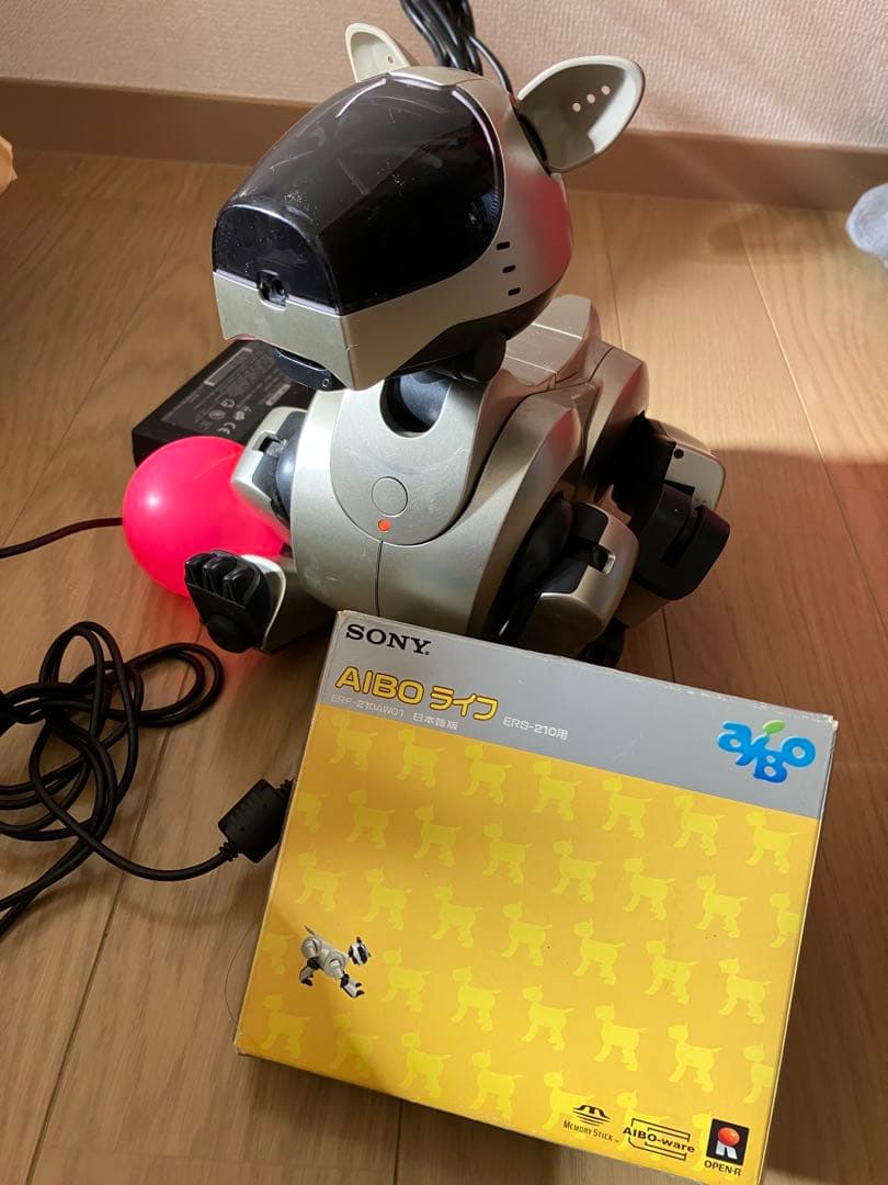 SONYaiboアイボERS210 通電確認済み　送料無料　ジャンク品　第二世代