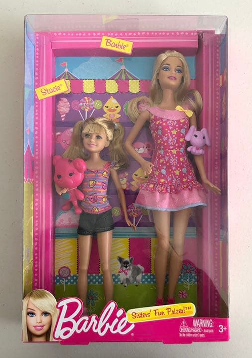 新品。アメリカで購入、バービー人形。姉妹で遊園地2012年。かわいい綺麗❤️ 新品。アメリカで購入、バービー人形。姉妹で遊園地2012年。かわいい