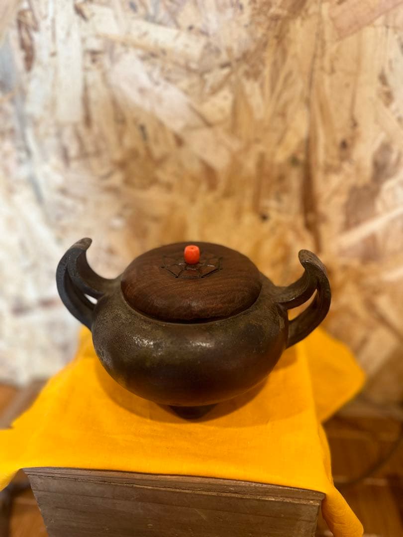 祖父の古備前焼香炉　備前香山印　 煎茶道具　古箱あり 祖父の古備前焼香炉 備前香山印 煎茶道具 古箱あり