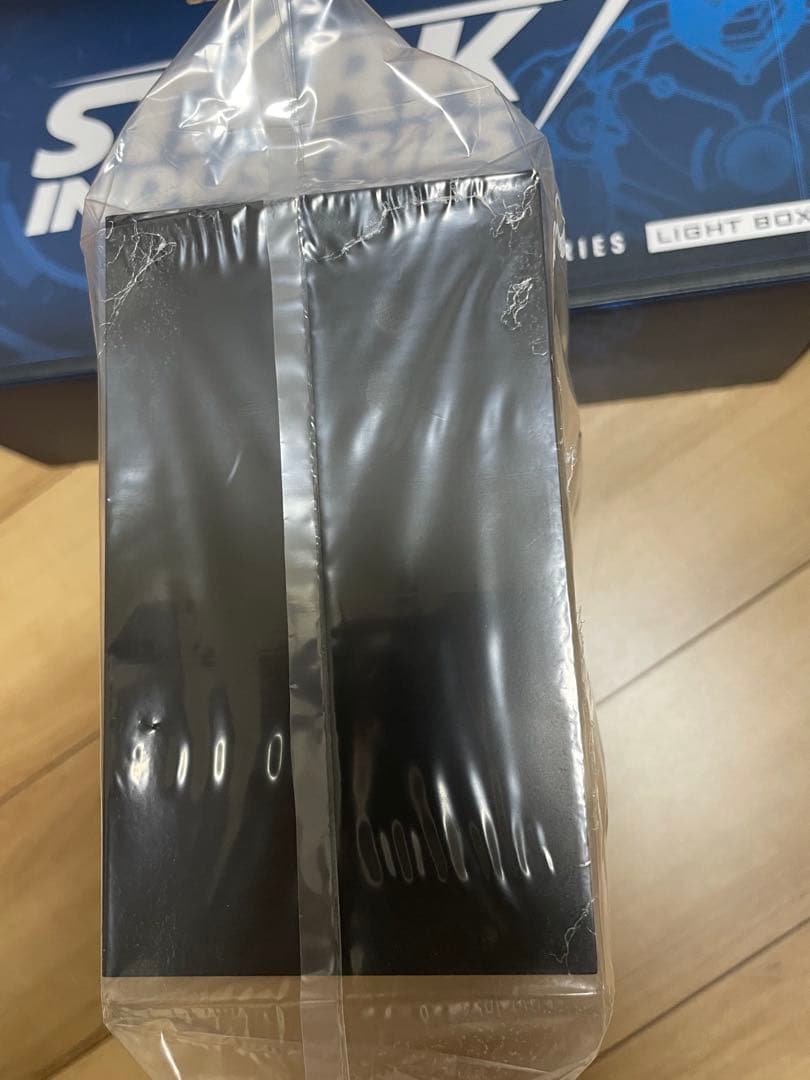 スタークインダストリーズ ロゴ ライトボックス ホットト